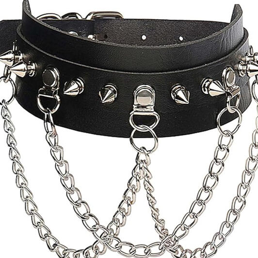 Spiked collar with chains